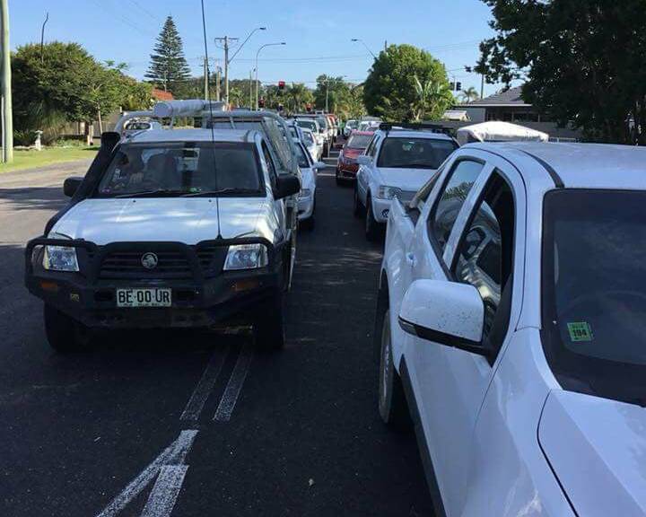 Traffic troubles: Cars were double parked along Boundary Street with many unable to enter from Hastings River Drive. Photo: Northside Progress Association Facebook page.