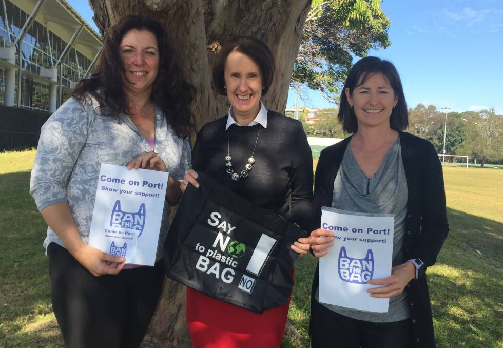 Petition: Ban the Bag Port Macquarie instigators Maria Doherty and Linda Perkins with Port Macquarie MP Leslie Williams. 