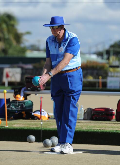 Lining it up: Visually impaired bowler Fred Pomroy. Photo: Ivan Sajko