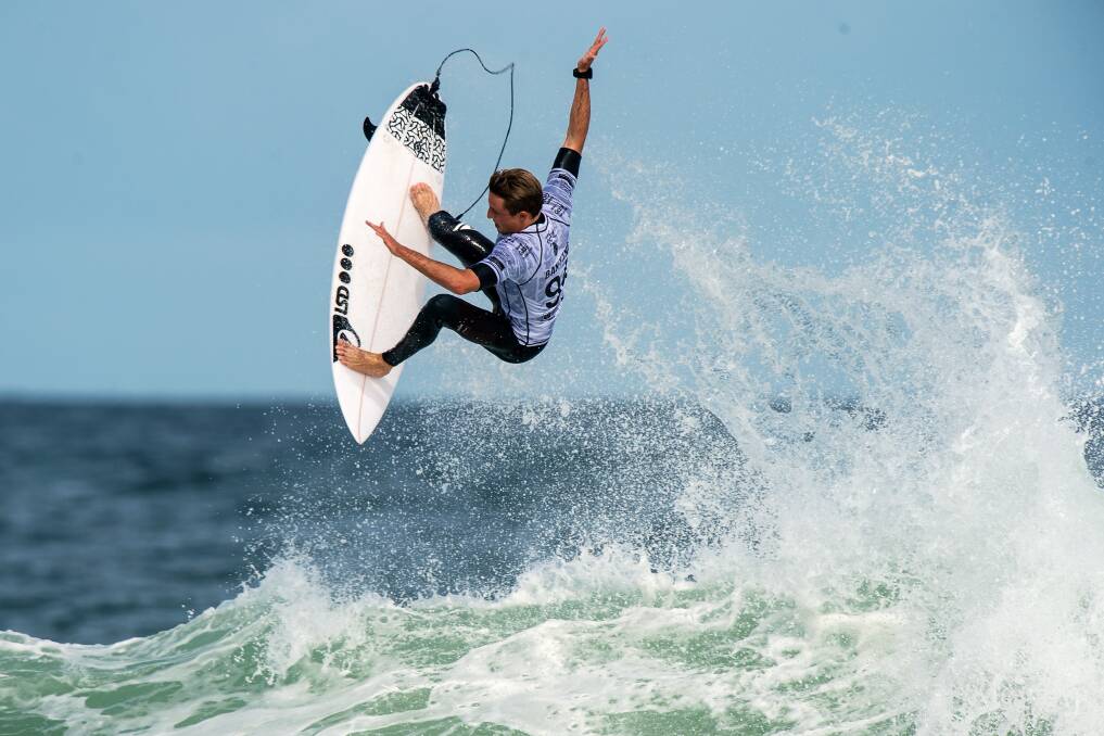 Aerial route: Matt Banting gets air on May 15 at the Oi Rio Pro. Photo: Getty Images