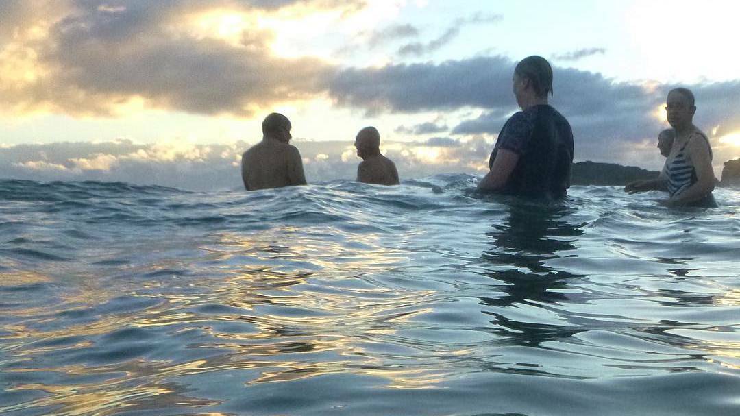 An early morning swim might be a good idea this weekend. 
 Photo by @sunriseswimmers