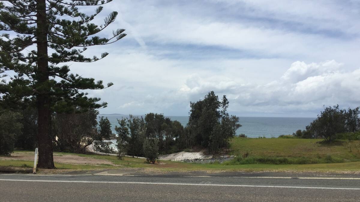 Asbestos: Port Macquarie-Hastings Council says asbestos material dumped in the 1950s in the gully line above Oxley Beach has been removed.