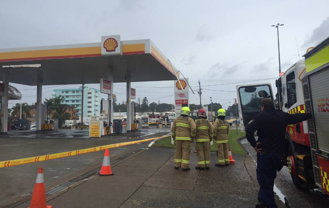 Fire brigade on scene at Shell service station in Gordon Street as roof becomes dislodged in high winds.