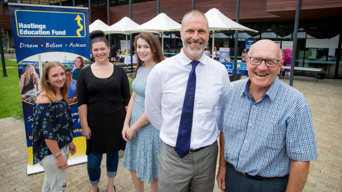 Former HEF recipients and CSU students, Montanah Terry, Brittani Harris and
Samantha Prohm with Lewis Land Group CEO Chris Calvert and Hastings Education Fund Chair Jim O'Brien at CSU University in Port Macquarie. Picture by Lindsay Moller Photography