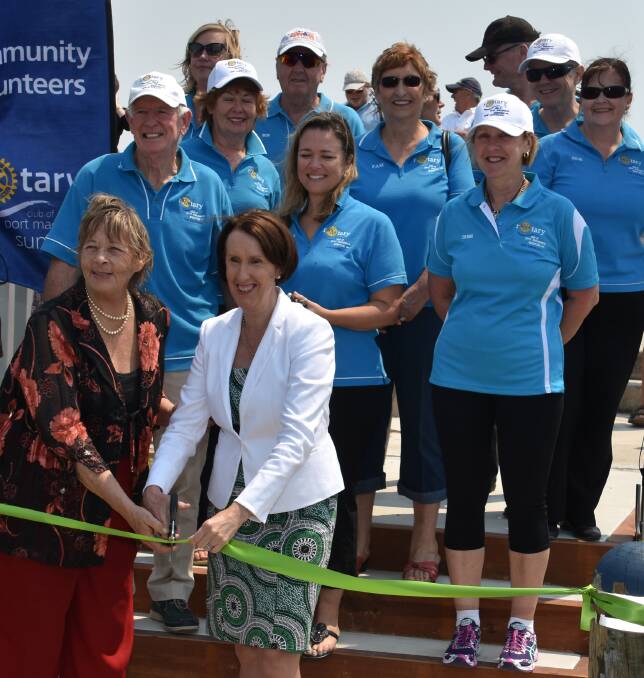 Official honours: Deputy mayor Lisa Intemann and Port Macquarie MP Leslie Williams officially open stage five of the Tacking Point Lighthouse project.