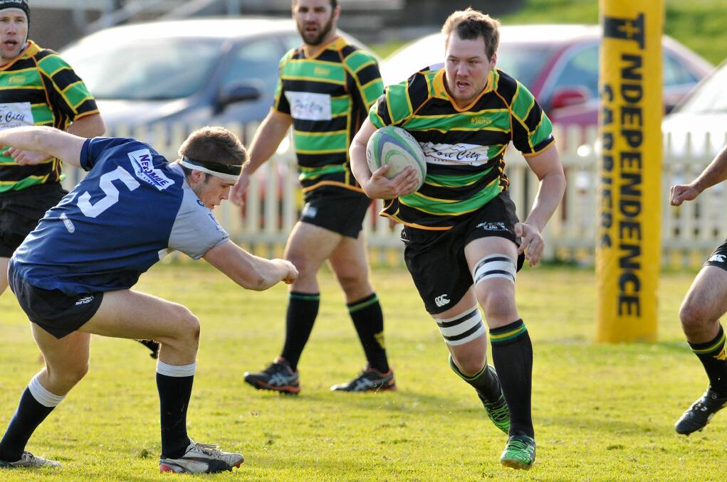 Lyndon Gale had a cracking day out for the Vikings on Saturday. Pic: MATT ATTARD