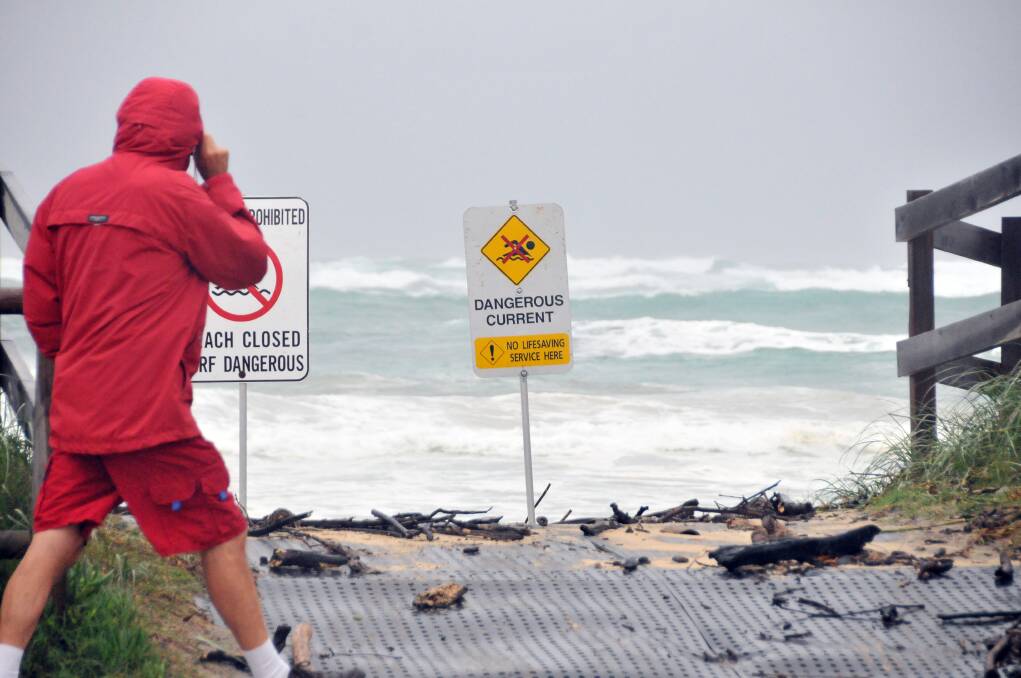Stormy conditions have prompted RMS to issue a boating warning for coastal waters.