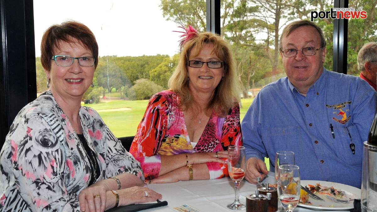 Kerry Webster, Cheryl Medcalfe & Bob Medcalfe at Port Macquarie Golf Club