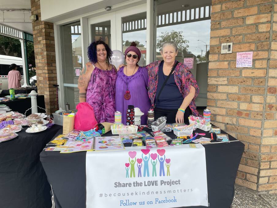 Kara Westaway, Felicity Fough and Vicki Crawley promoting their Share the LOVE Project at the Wauchope Lasiandra Festival 