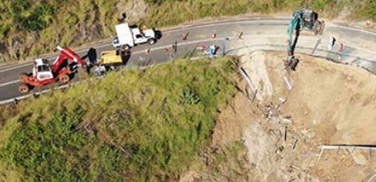 One of the many landslips being repaired along the Oxley Highway at Mt Seaview. Picture from TfNSW