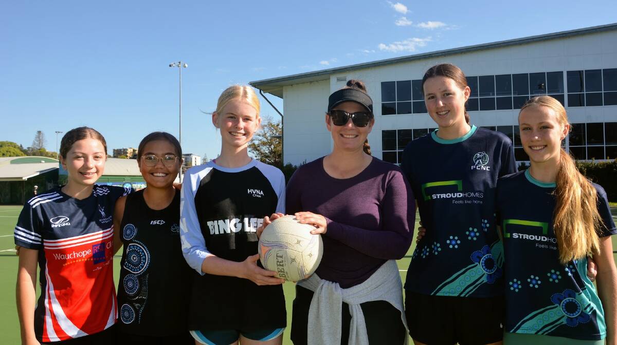 Netballers Rylee Smith-Comber, Tallow Eady, Chloe Pamplin, Lily Fellowes, Milla Pieren are excited for the coaching clinics with former NSW Swift captain Abbey McCulloch. Picture by Emily Walker 
