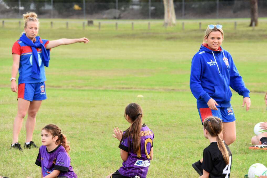Newcastle Jets W-League stars Hannah Brewer, Cassidy Davis and Sophie Nenadovic conducted a coaching clinic in Taree earlier this year. The Jets return to Taree on October 14 for a trial game against a Football Mid North Coast selection.