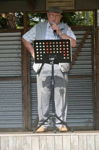 Bill Yates performing bush poetry at Douglas Vale Historic Homestead and Vineyard.