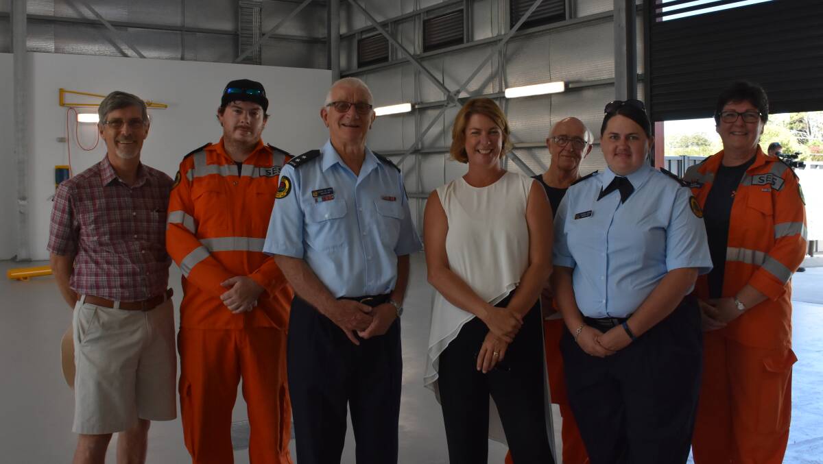 Melinda Pavey MP with some SES members.