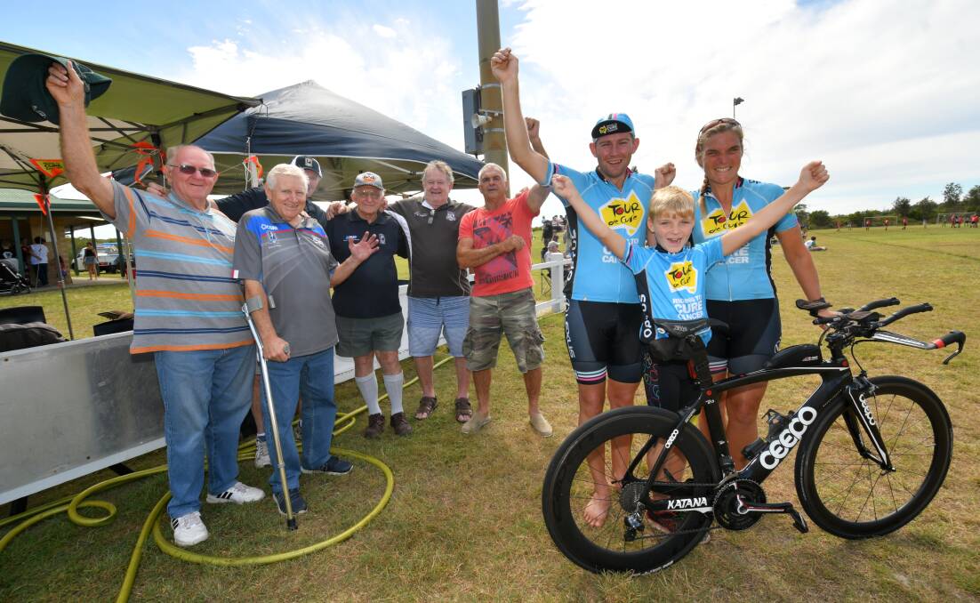 Helping hand: Terry Loth, Vince O'Brien, Brian Atherton, Harry Wells, John Elford and John Sullivan help out Bennett Powell, Melinda and James Cockshutt with their fundraising. Photo: Ivan Sajko