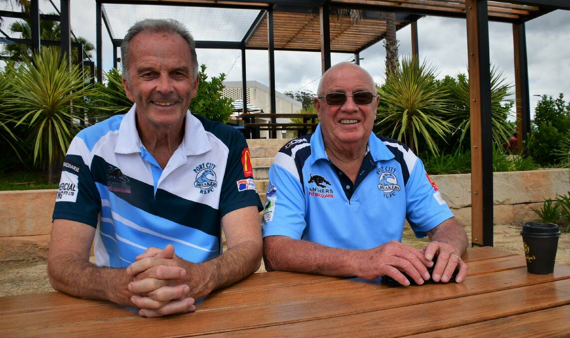 Peter Hesse (L) has paid tribute to his good mate Dudley Millard (R) following his sudden passing. Photo: Paul Jobber