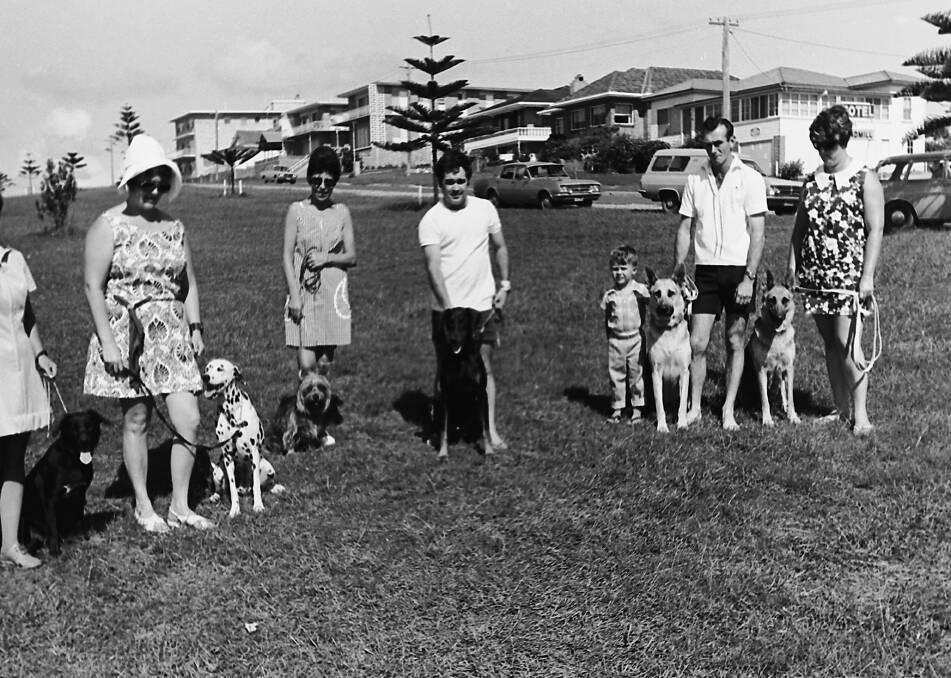 Behave: Dogs and their owners attending the town's first dog obedience lesson, 1971.