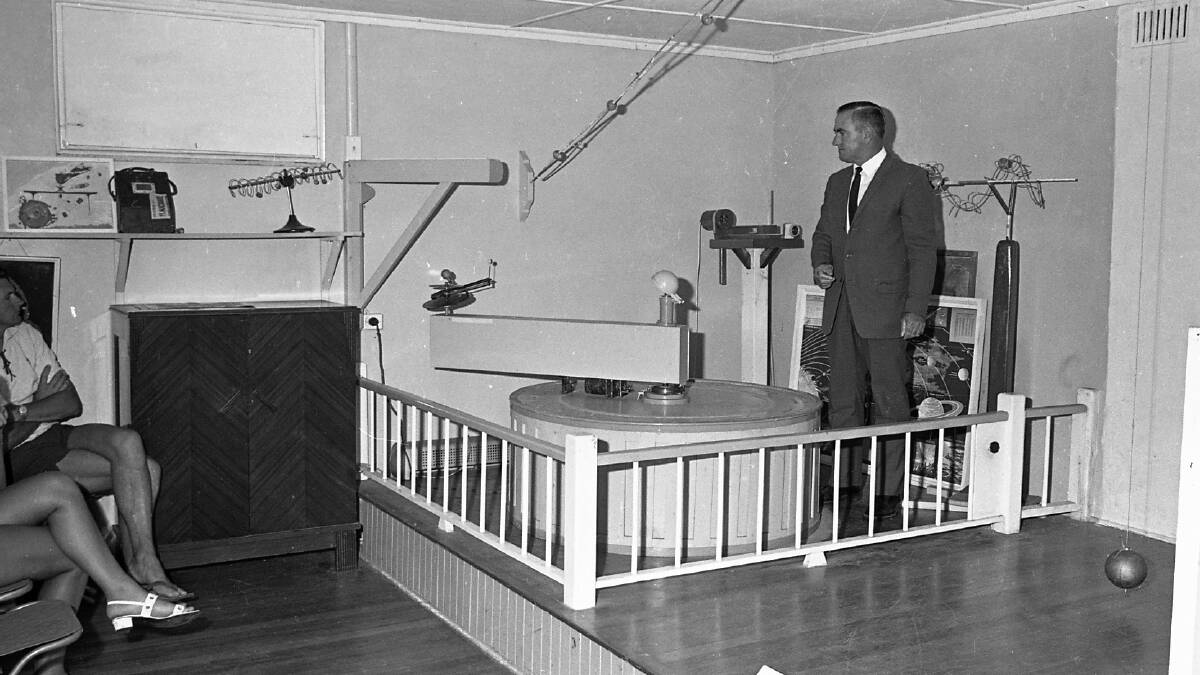 John Hodge with some of the mechanical demonstration equipment installed at the Port Macquarie Observatory, 1971.