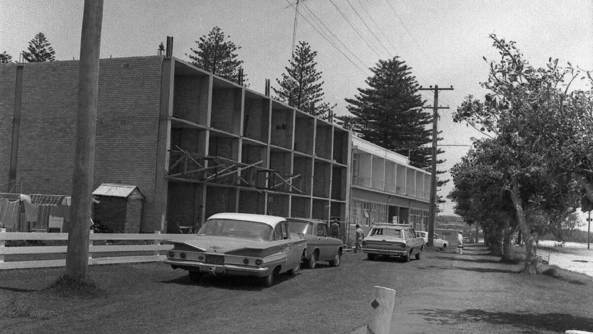 Town growth: Extensions to the Royal Hotel-Motel in progress, 1968. Photos supplied by Port Macquarie Museum