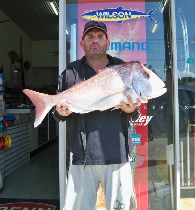Snappy catch: Our Berkley pic of the week shows Geoff Reynolds with this fantastic 7.60 kilo snapper he caught recently using a soft plastic.