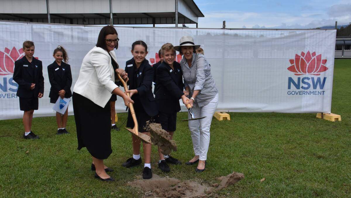 SOD TURNING: Education minister Sarah Marshall, Lexi Drury and Mitchell Whiting and Leslie Williams at the sod turing. PHOTO: Laura Telford.