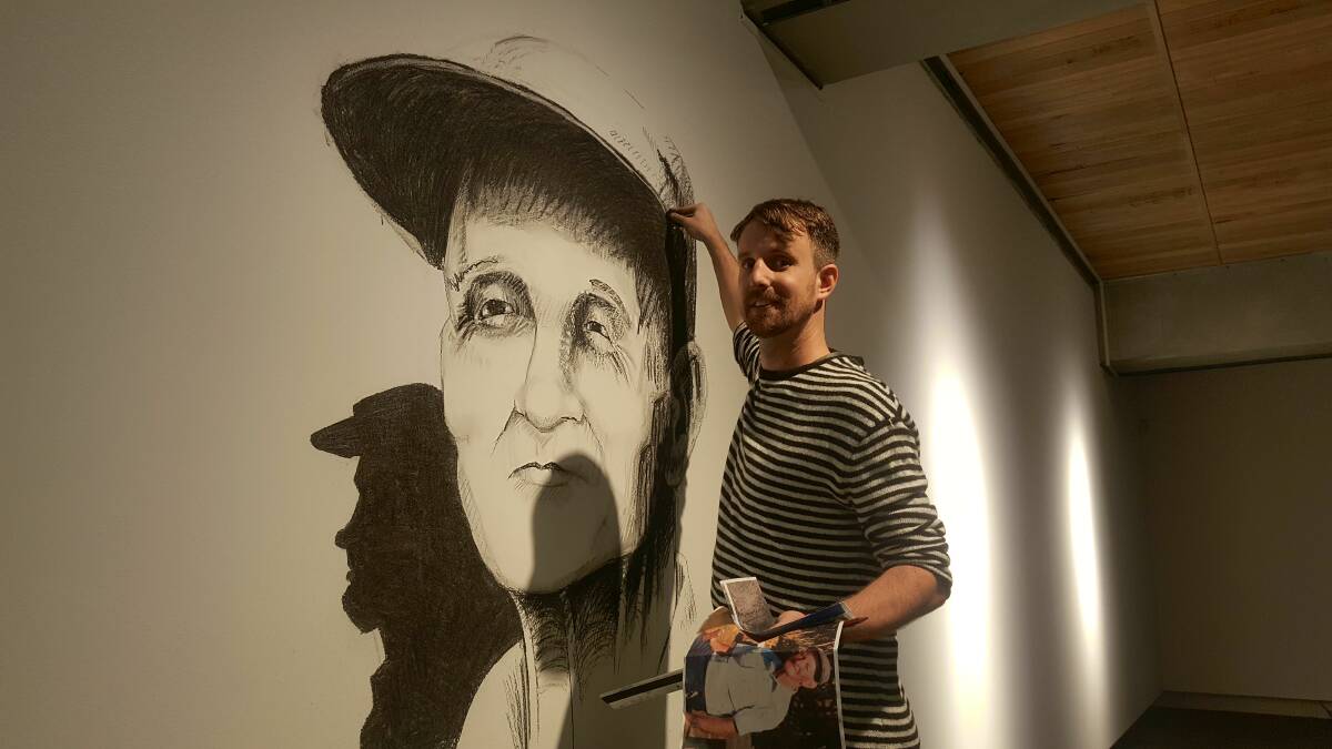 REAL LIFE: Artist Todd Fuller is drawing a larger than life sketch of Harry Thompson for his exhibition. PHOTO: Laura Telford.