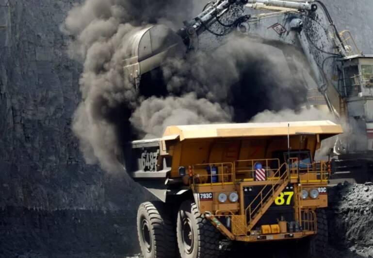 Climate Change Australia will hold a silent vigil on Saturday in Port Macquarie in a bid to campaign for no new coal mines. File photo.