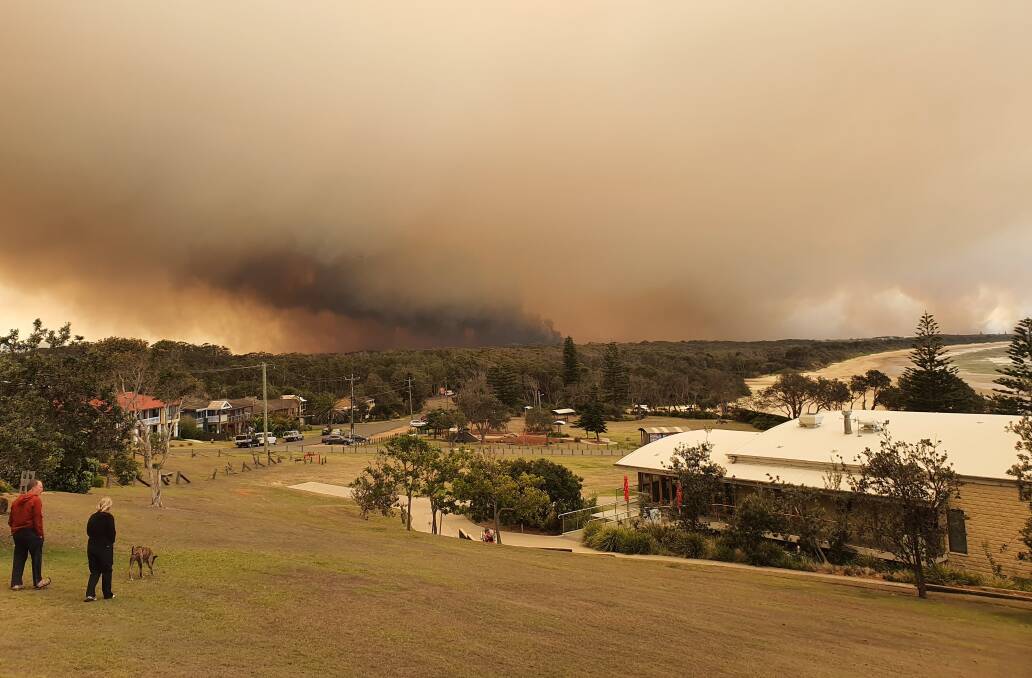 Fire storm: The fire front as it moved south towards Bonny Hills. Photo: Laura Telford.
