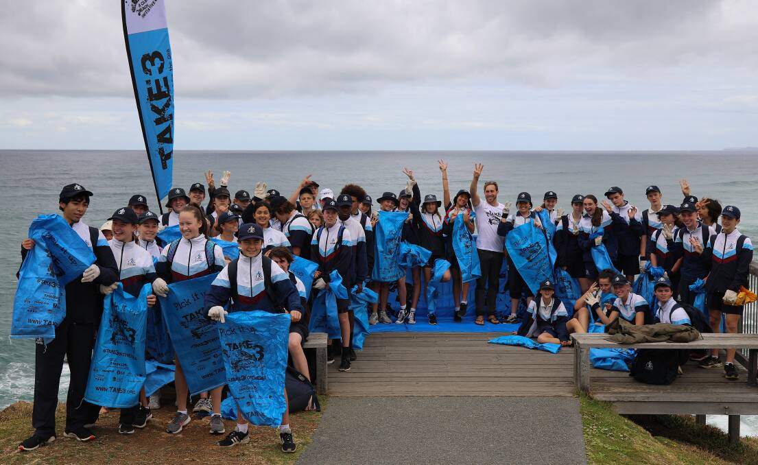 St Columba Anglican School students at Tacking Point Lighthouse.