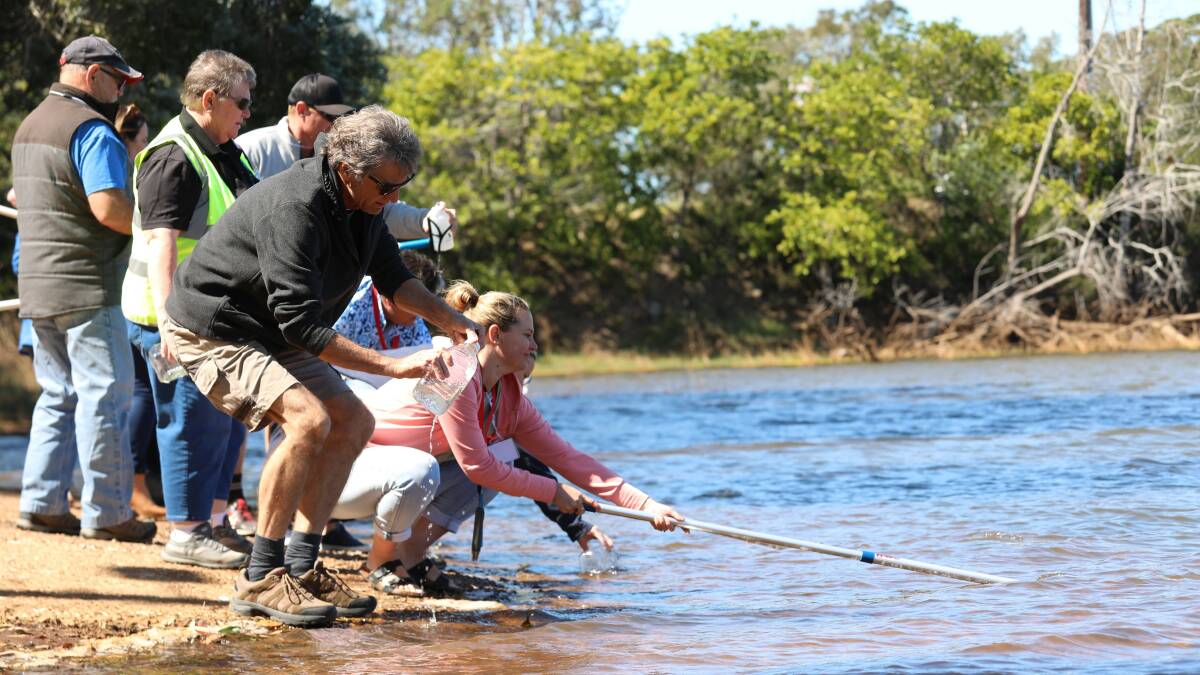 Water testing commences at Lake Cathie under a Revive Lake Cathie community program. Photo Lincoln Beddoe.