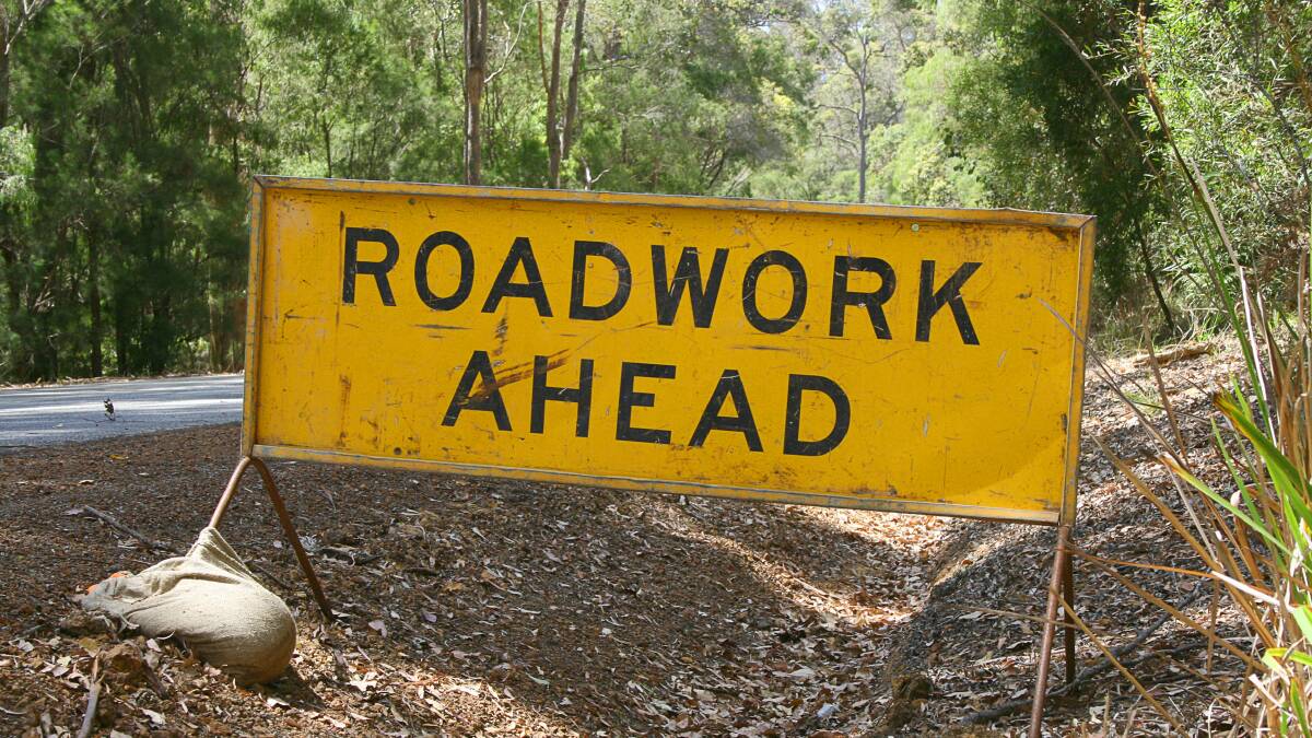 Highway lane closures for roadworks