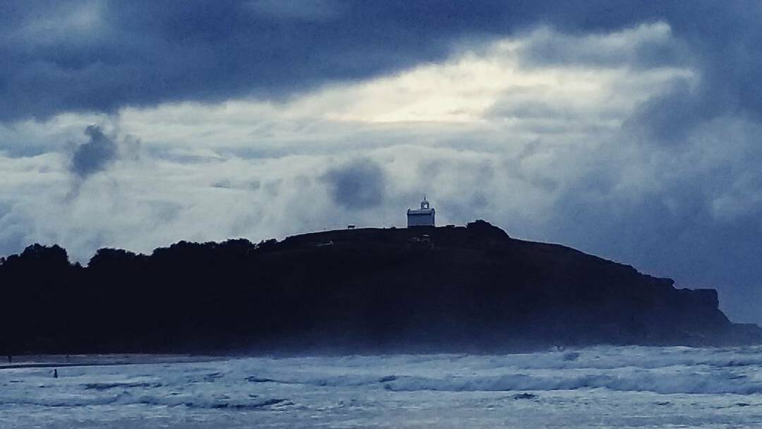 Snapped: @lucilla.m Sky was ominous this morning #lighthousebeach #portmacquarie #iloveportmacquarie #beachlife #morningwalk #clouds #rain #lighthous.