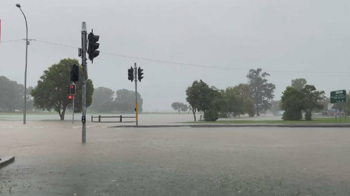 Streets in Kempsey are inundated. Photo: Dean TUckwell.