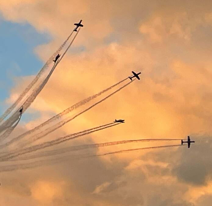 The RAAF Airforce Roulettes on show over Town Green in Port Macquarie as a finale to the region's bicentenary program.