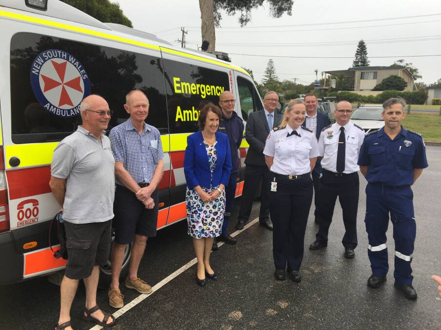 Infrastructure investment: NSW Health Minister Brad Hazzard and Member for Port Macquarie Leslie Williams announce a new ambulance station for Lake Cathie.