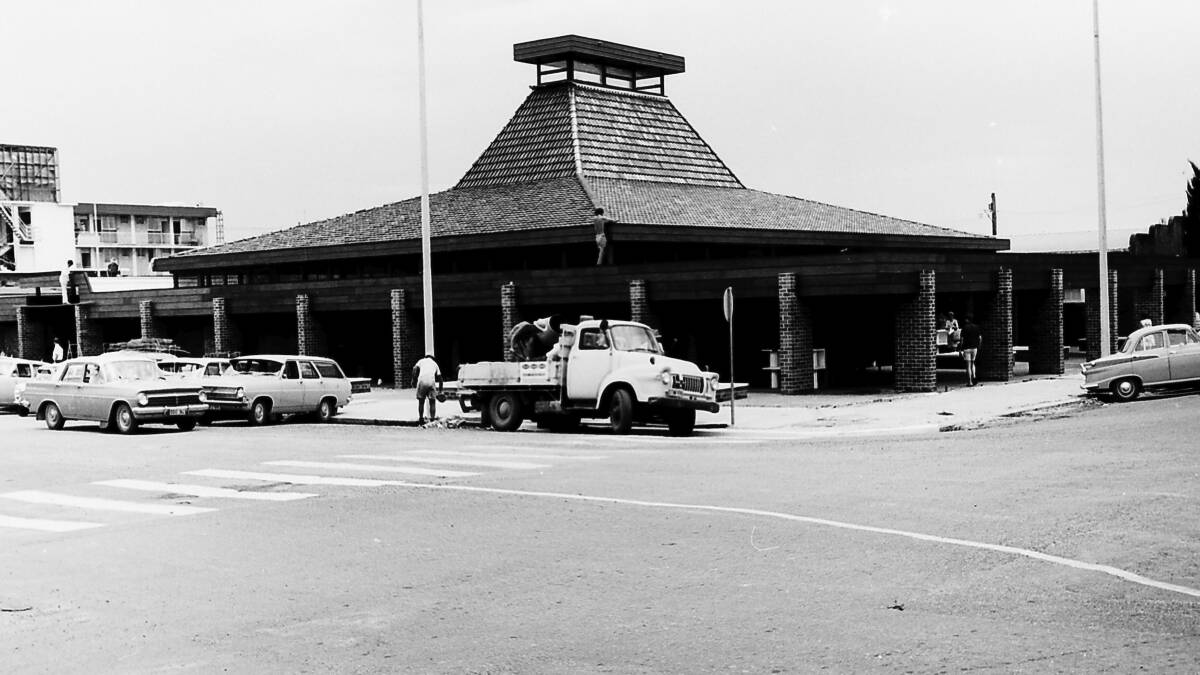 Port Macquarie Post Office, under construction, 1969.