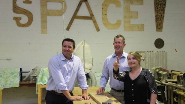 Patrick Conaghan, Luke Hartsuyker, and Valerieanne Byrnes, CEO of Port Macquarie Community College at the College’s MakerSpace.