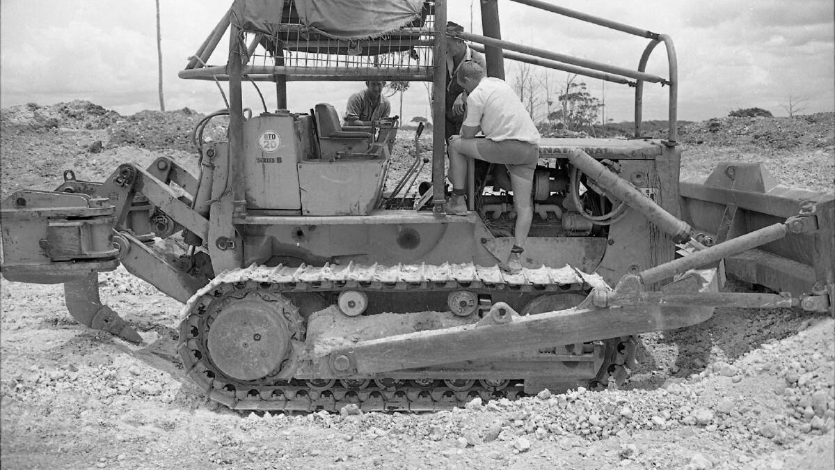 The earthmover subjected to commercial sabotage, 1972
