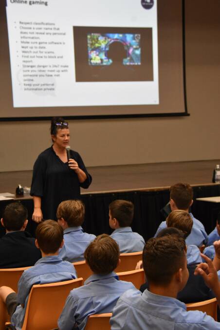 TALKING ABOUT COMPUTER GAMES: Safe on Social public director Kirra Pendergast speaking to students in Port Macquarie.