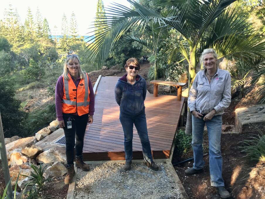 FINAL STAGES: Lucy Kowalewski (PMHC Project Officer), Di Davison ( FMYG President) with Glenys Pearson ( FMYG Site Supervisor). Photo: Supplied.
