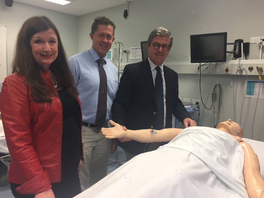 UNSW Associate Dean (Rural Health) Dr Lesley Forster, Cowper MP Luke Hartsuyker and Assistant Minister for Health and Lyne MP Dr David Gillespie promote the Mid-North Coast Regional Training Hub.