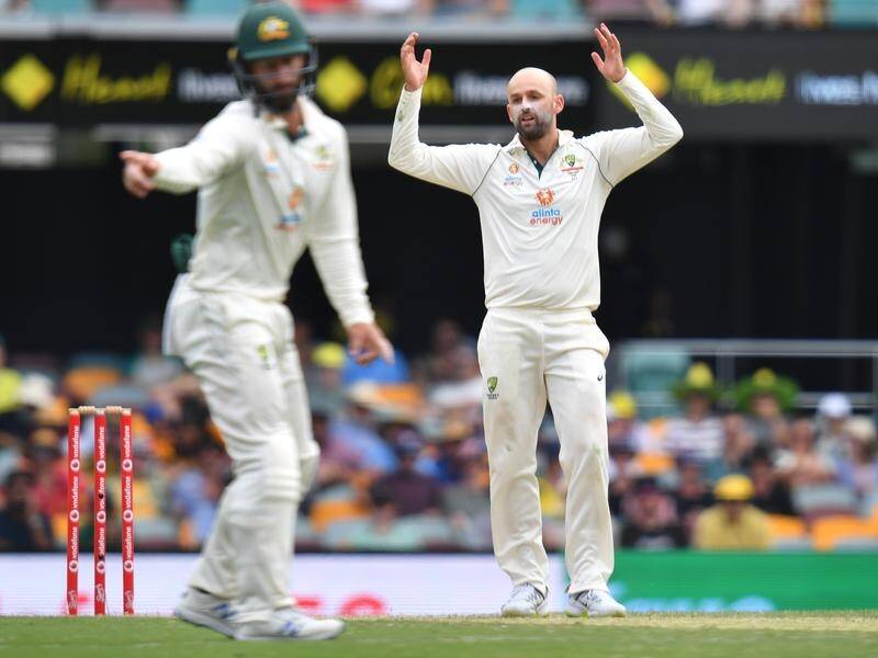 Offspinner Nathan Lyon remains three wickets short of 400 Test scalps after a day of India defiance.