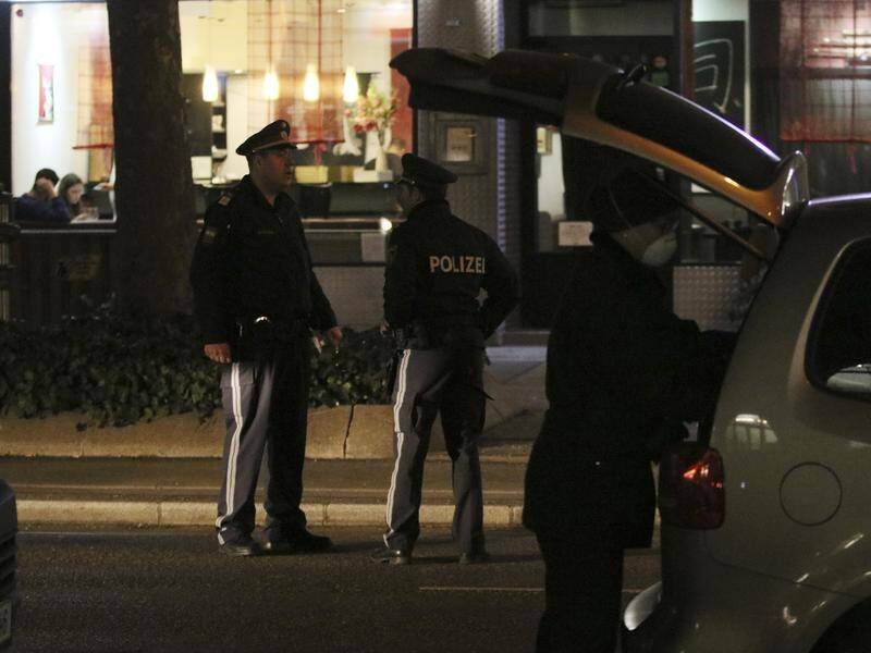 Austrian police are hunting an assailant after people were injured in a knife attack in Vienna.