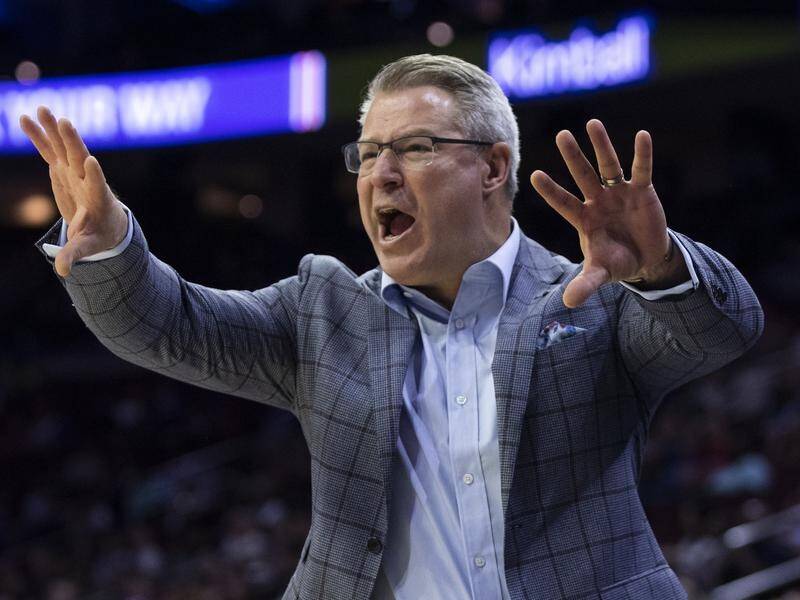 Melbourne United coach Dean Vickerman will remain at the NBL club for another three seasons.