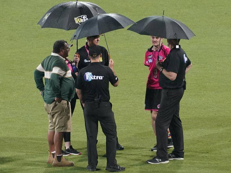 The debate about using the Duckworth-Lewis-Stern has been reignited after a rainy Sydney BBL derby.