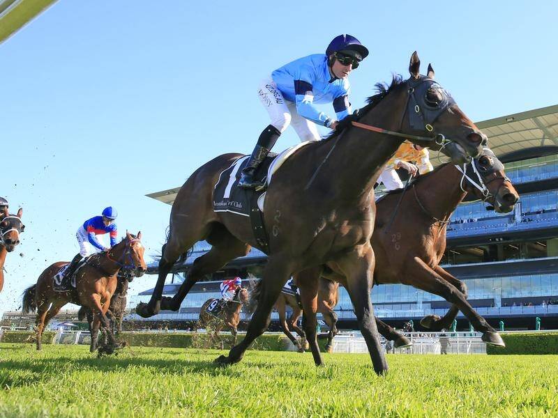 Edison has ploughed through the Randwick mud to end a run of outs for trainer Bjorn Baker.