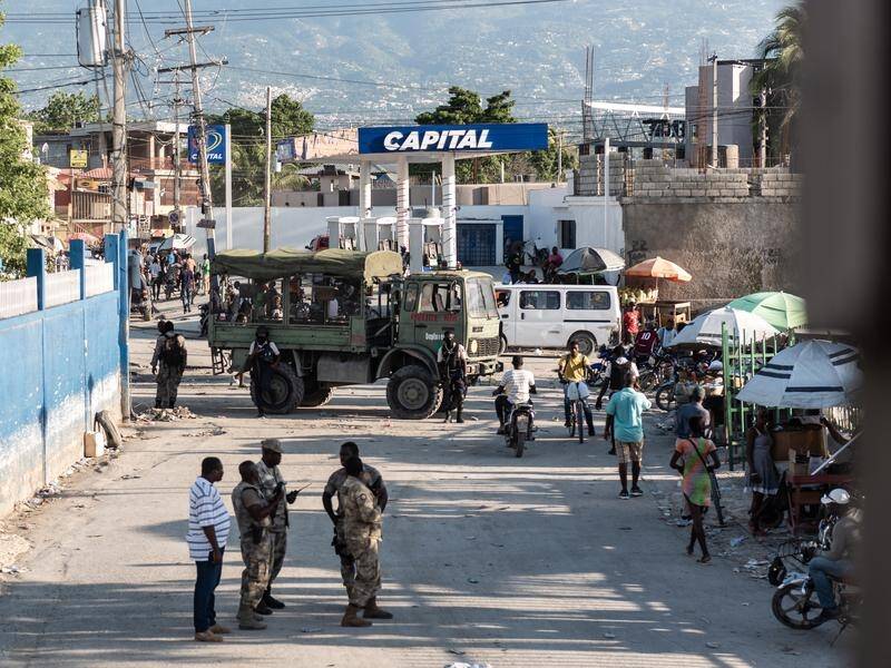 Clashes between armed gangs in Port-au-Prince, Haiti, have caused hundreds of families to flee.