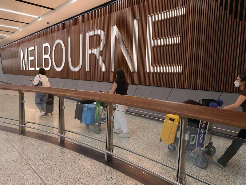The fully vaccinated shouldn't need a COVID test before flying to Australia, Melbourne Airport says.