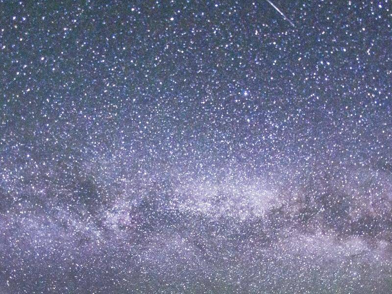 Queenslanders will look to the sky during a national attempt to break the world stargazing record.