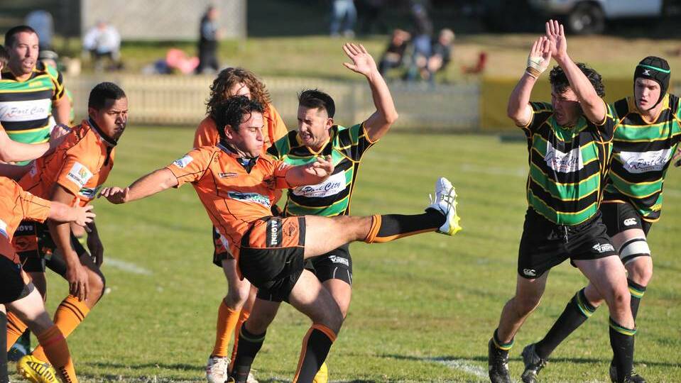 <div class="caption">
		<center>	<h4><a href="http://www.portnews.com.au/story/2413212/rugby-action-photos/?cs=2638">PHOTOS:  More rugby pics from the weekend
</a></h4>		
			</div>
</center>
